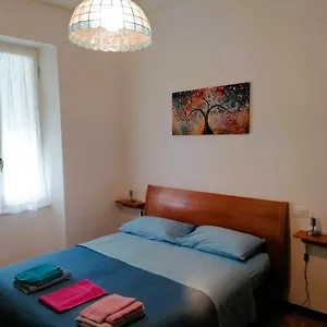 domo-nina.hotelitalianriviera.com/